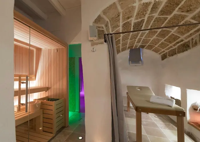 Nocleg ze śniadaniem Masseria La Tofala Benessere & 4*