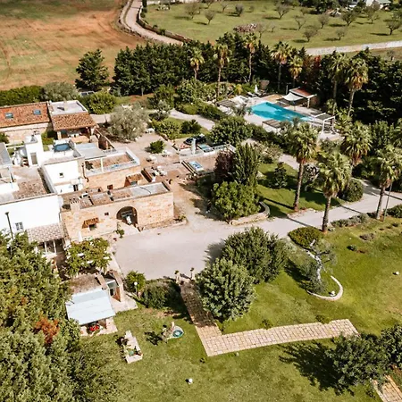 Masseria La Tofala Bed & Breakfast *