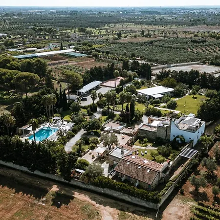 Masseria La Tofala Bed & Breakfast *
